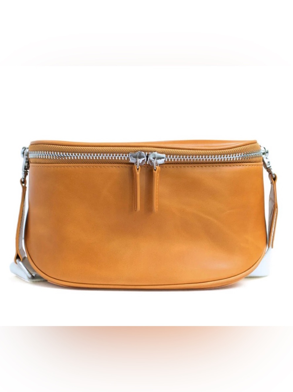 Andar The Waymaker Crossbody leather bag in camel tan
